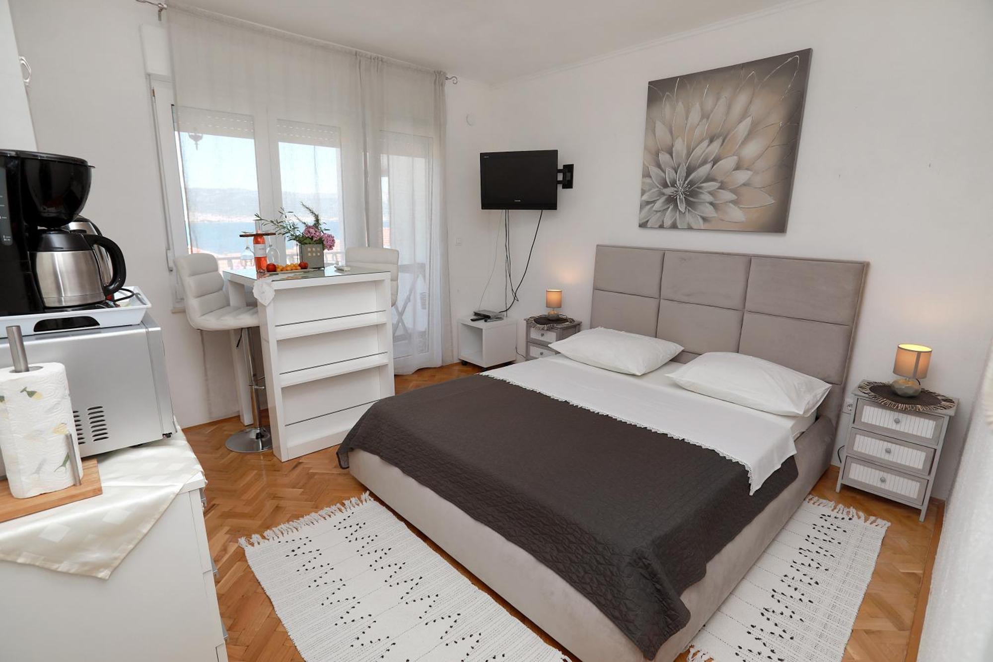 Apartments Itd Трогир Екстериор снимка